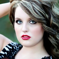 Ashley Conlon's photo