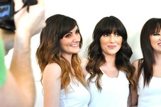Behind-the-scenes Intricid Salon video shoot
Makeup by: Charlie Anne Smith