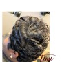 natural styles (two-strand twist,rods,,twist out)