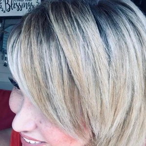 Highlights Near Me: Elgin, IL | Appointments | StyleSeat