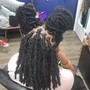 Twist/Braid Out Style