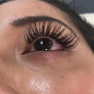 Classic Full Set Of Eyelash Extensions Near Me Burleson TX