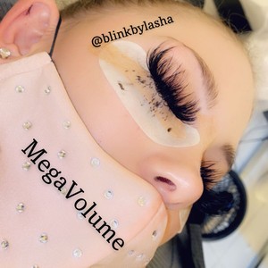Lakishia Murray Cosmetologist