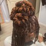 Loc style (bantu knots)