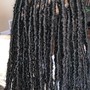 SMALL GODDESS KNOTLESS BRAIDS