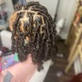 Short Knotless w/ curls