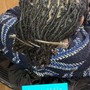 (Short locs) Tips Color or highlighted Color (single color)