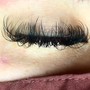 light Volume Eyelash Extensions