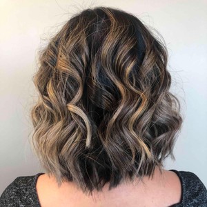 FULL FOIL HIGHLIGHTS ON BRUNETTE HAIR  BOB HAIRCUT - tousled by jess 