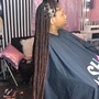 Small Goddess knotless braids