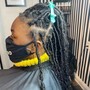 Small Goddess knotless braids