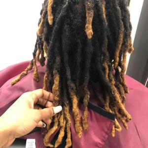 Unique handz salon