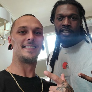 Full Face Wax Near Me Berea Oh Styleseat