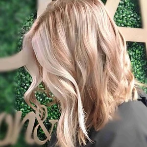 ombre hair light roots dark ends