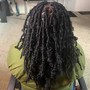 Med Knotless Island Twist (butt length)