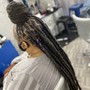 Large Knotless Braids 4/5 rows