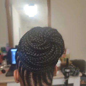 miriam hair braiding lounge