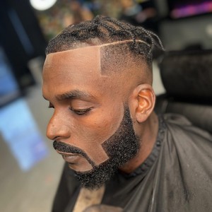 Affordable Mens Haircut Near Me in Hallandale Beach, FL