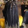 Small knotless Braids