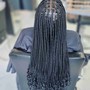 Goddess Knotless Braids whit low quality human hair.  $200 non refundable deposit are required .  book only at 8am. Time can go between 8 to 13 hours