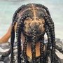 Kinky Twist (Medium Shoulder)