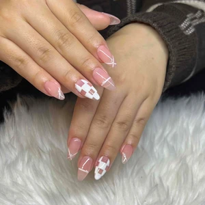 LV nails Louis Vuitton Cherry Blossom  Gucci nails, Acrylic nails coffin  short, Short square acrylic nails