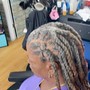 Shampoo, Braid Down (Female)