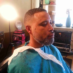 Men's Haircut Styles, Men's Fade Styles, Men's Straight Razor Shaves, Floyd's Barbershop