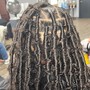 Short butterfly locs