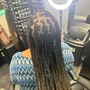 Medium Kinky Twist (mid-back)