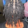 Knotless twists *special*