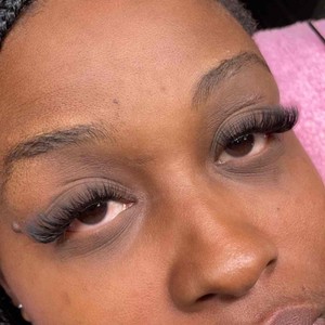 Threading vs. Waxing: What's Best for My Brows? - StyleSeat