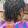 Med knotless mid back hair included