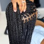 Braiding hair Xpression