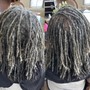 Knotless Braids (Medium Midback)