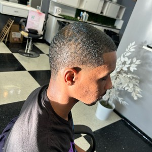 Mens Haircuts Near You in Hampton