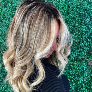 BEAUTYLAND ™ Hair•Nails•Makeup