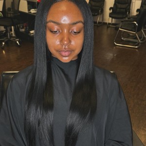 Meshia Stylez Cosmetologist