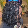 Medium Bob Knotless Braids w curls