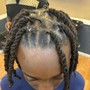 Loc retwist with a double-strand twist style