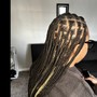 Small shoulder Knotless Braids