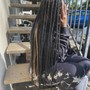 Small knotless braids med back