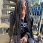 Small knotless braids med back