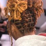 Kinky Spring Twist (hair not included)