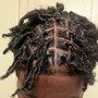 Medium invisible loc twist