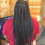 Straight back feed in cornrows (small)