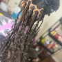 Small Goddess Knotless Braids ( feed In front )