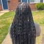 Medium Knotless Braids (Waste Length)