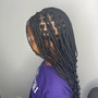 Shampoo& Blowout (braid prep)