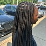 Medium knotless Braids